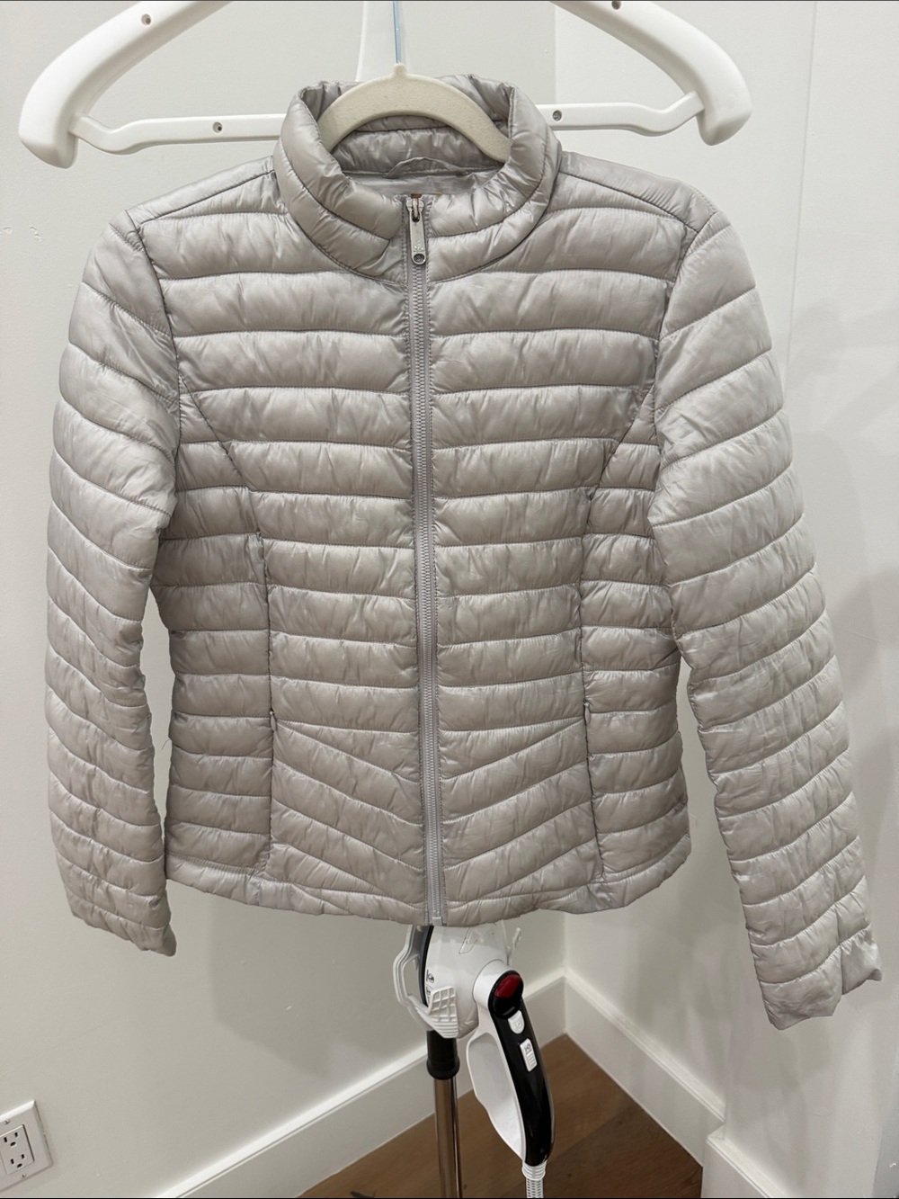 Sam Edelman Light Gray Quilted Packable Puffer Jacket